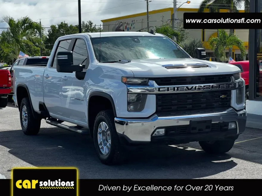 2020 Chevrolet Silverado 2500HD LT photo 1