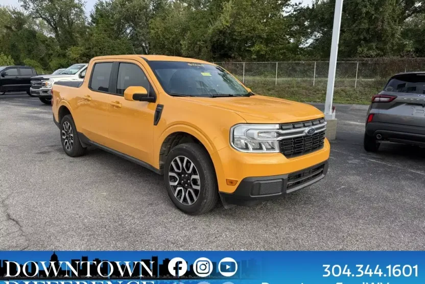 2023 Ford Maverick XLT Lariat photo 1