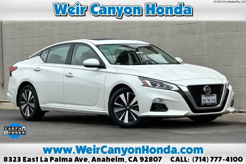 2020 Nissan Altima SV photo 1