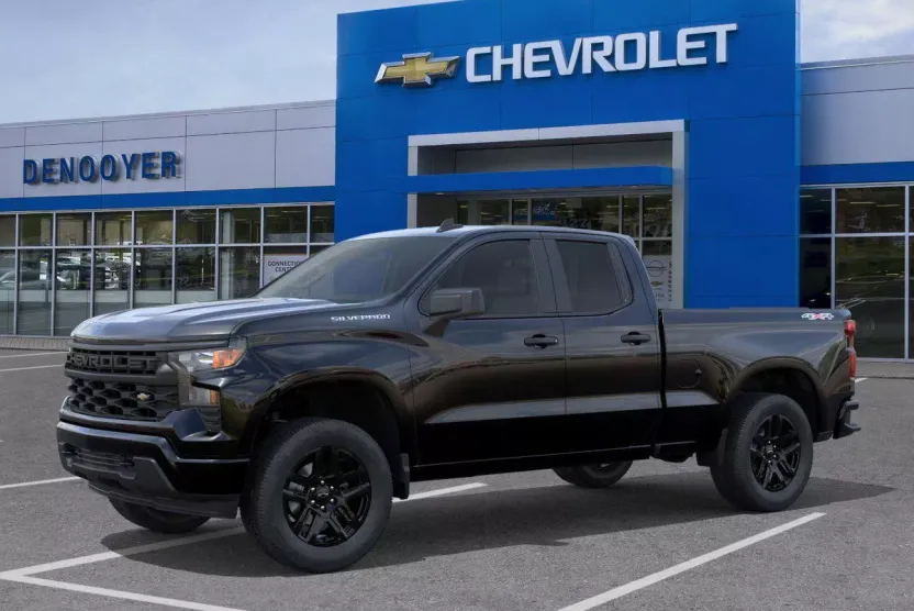 2026 Chevrolet Silverado 1500 Custom photo 1