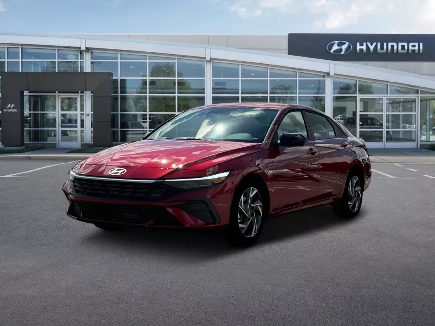 2025 Hyundai Elantra SEL Sport photo 1