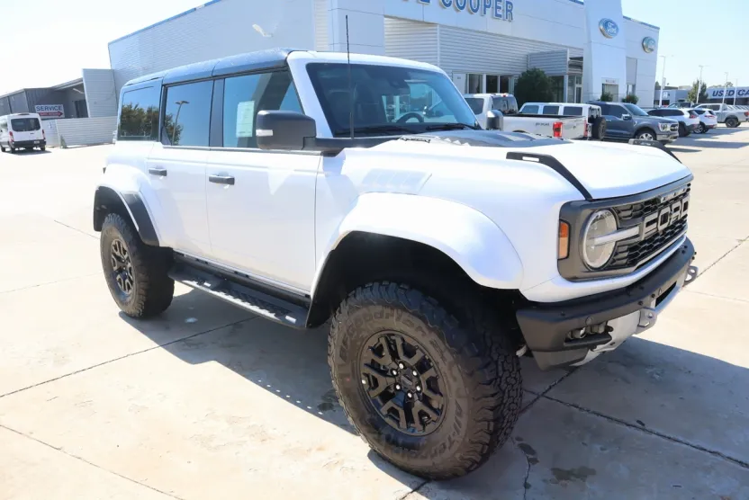 2025 Ford Bronco Raptor photo 1