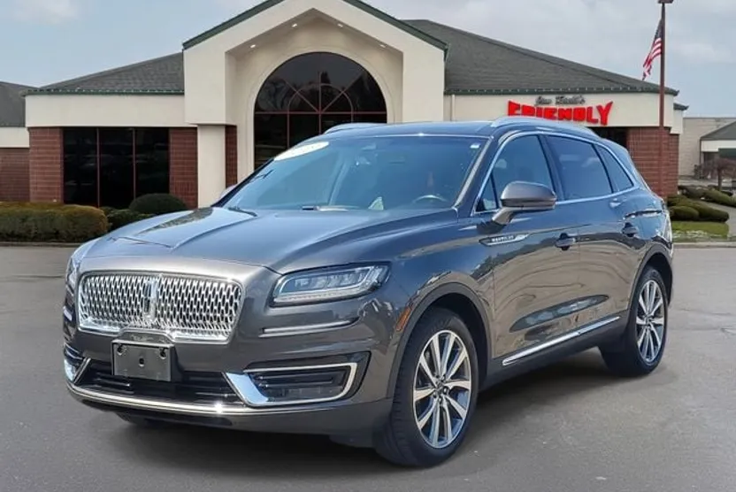 2019 Lincoln Nautilus Select photo 1