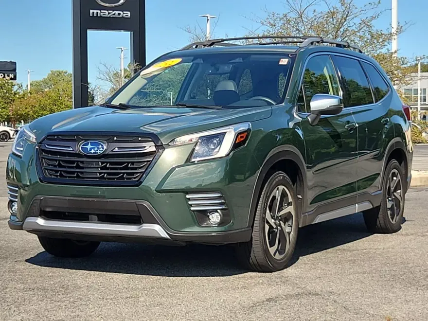 2022 Subaru Forester Touring photo 1