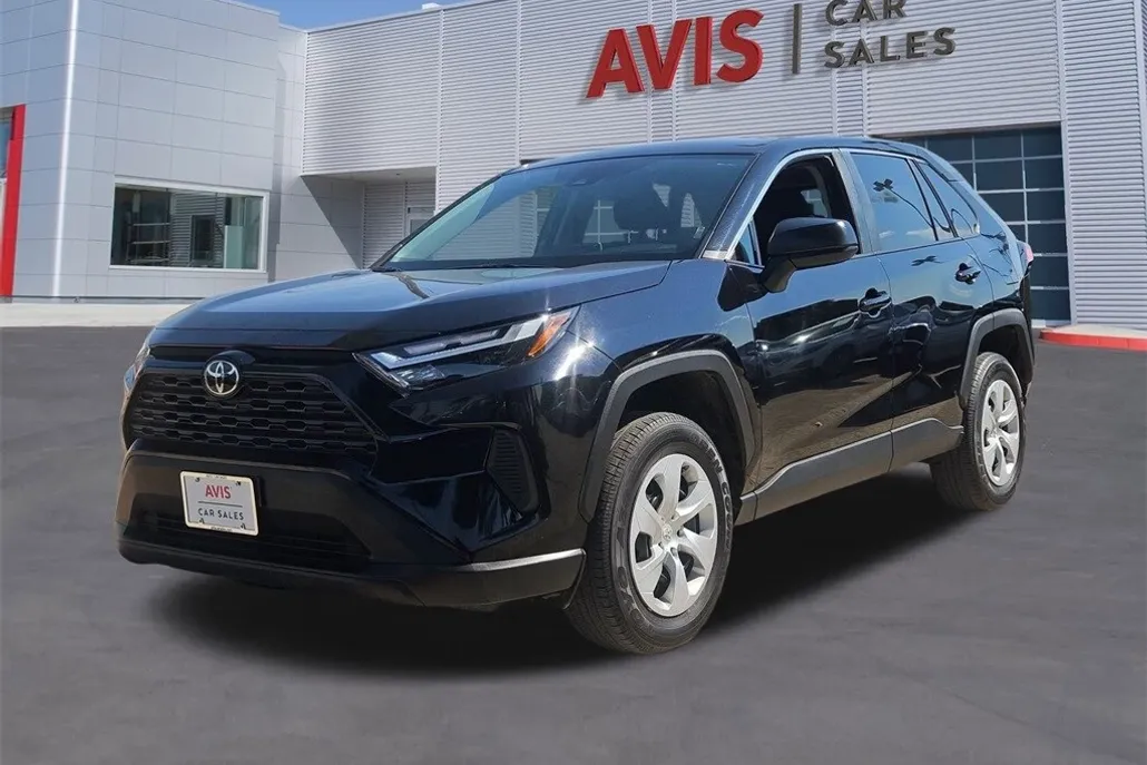 2025 Toyota RAV4 LE photo 1