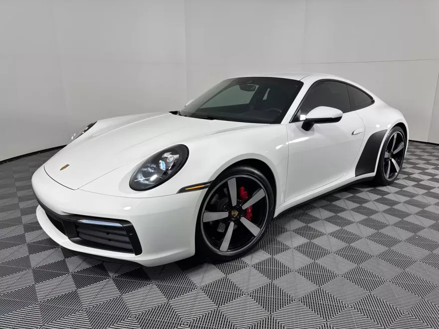2021 Porsche 911 Coupe photo 1