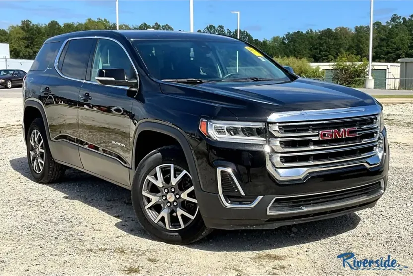 2023 Gmc Acadia SLE photo 1