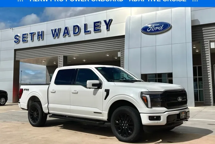 2025 Ford F-150 Lariat photo 1