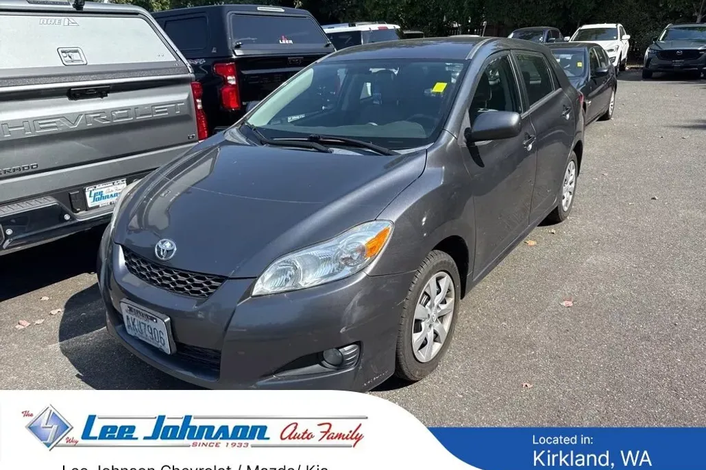 2013 Toyota Corolla Matrix L 4WD photo 1