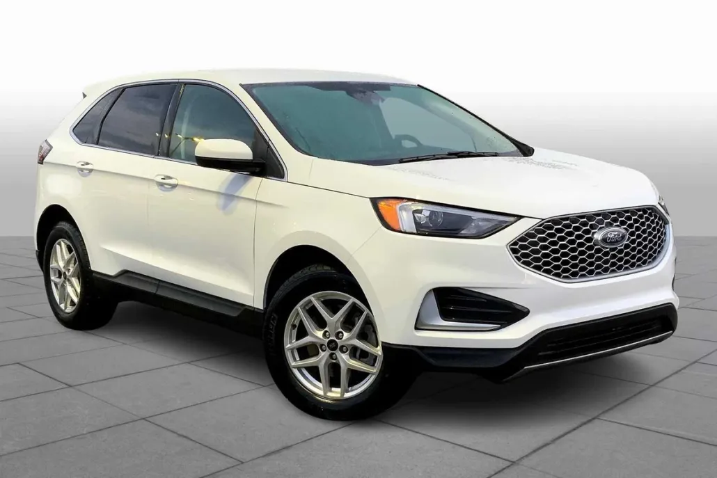 2024 Ford Edge SEL photo 1
