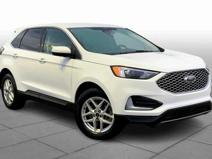2024 Ford Edge SEL photo 1