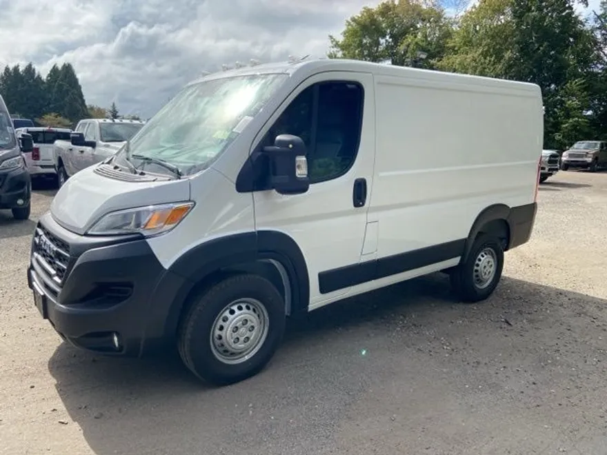 2024 Ram ProMaster 1500 photo 2