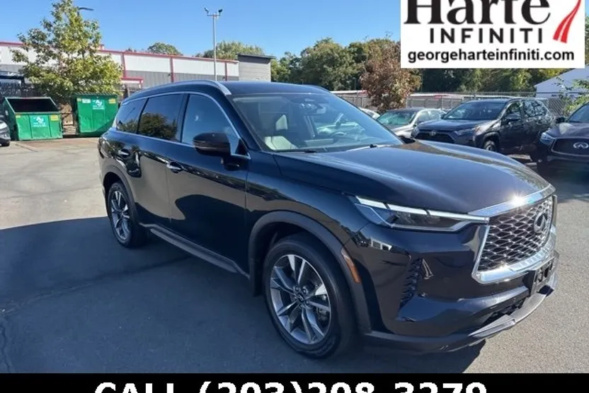 2025 Infiniti QX60 Luxe photo 1