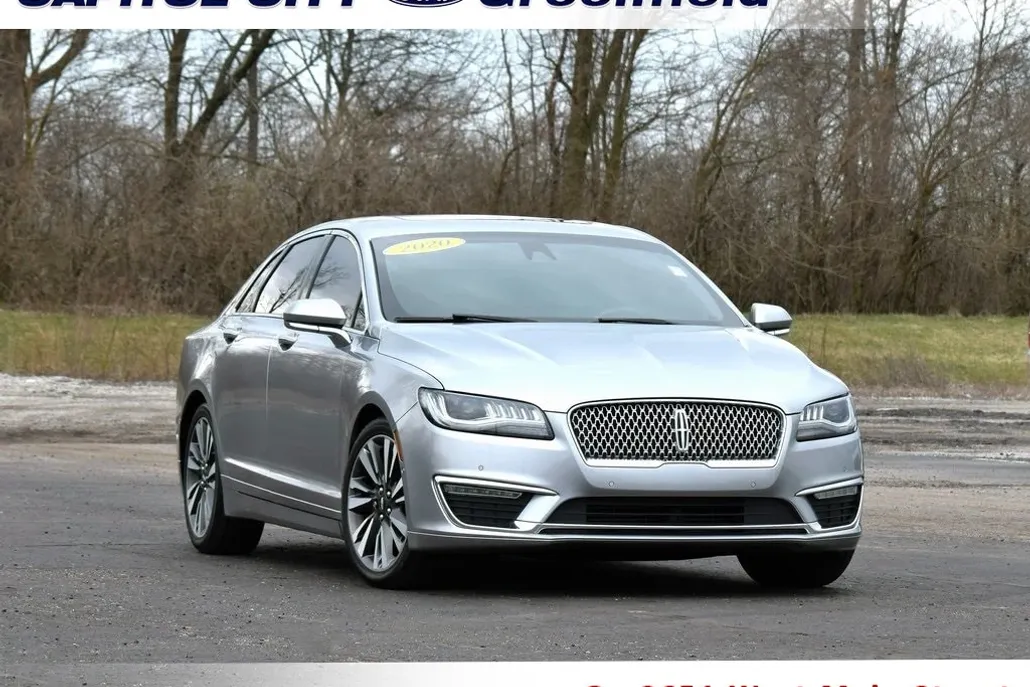 2020 Lincoln MKZ Reserve photo 1
