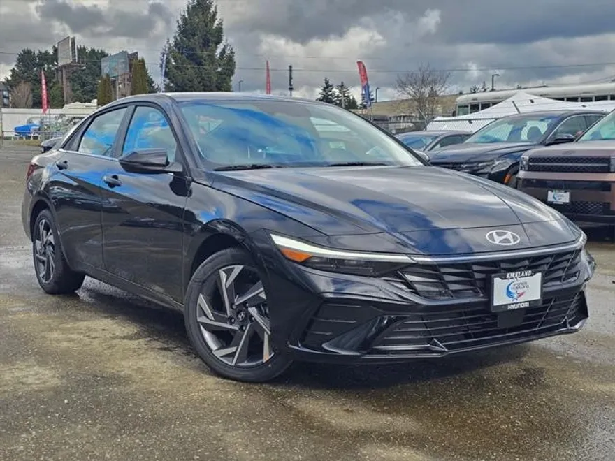 2025 Hyundai Elantra Hybrid Limited photo 1