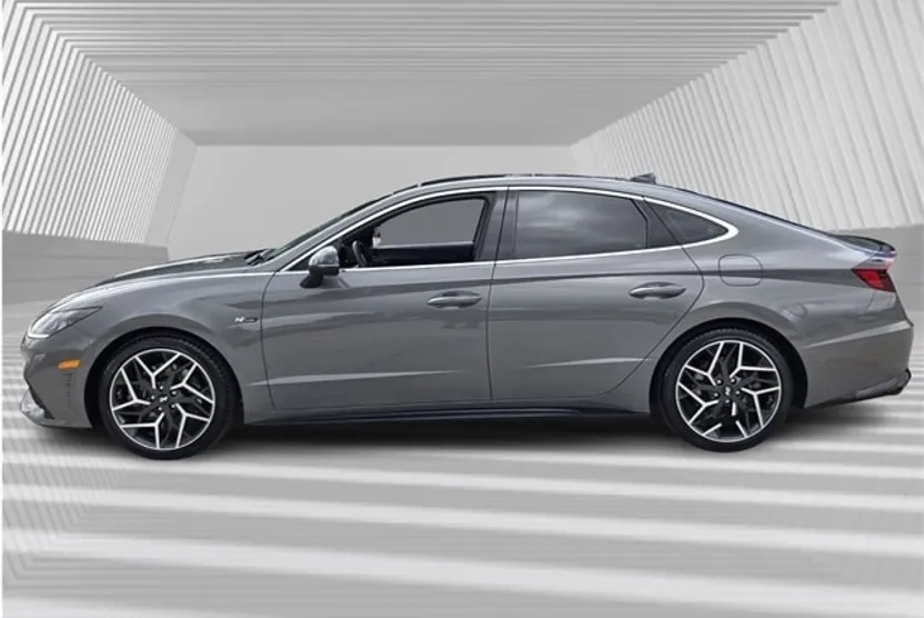 2022 Hyundai Sonata N Line photo 1