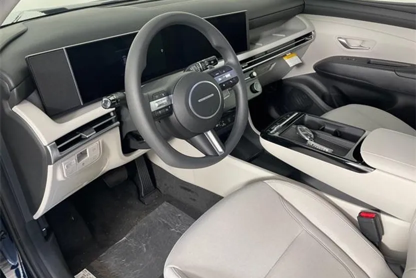 2026 Hyundai Tucson Hybrid SEL Convenience photo 1