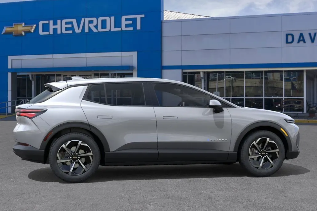 2026 Chevrolet Equinox EV 1LT photo 1