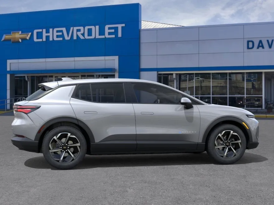 2026 Chevrolet Equinox EV 1LT photo 1