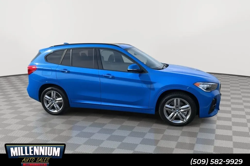 2021 Bmw X1 XDrive28i photo 1
