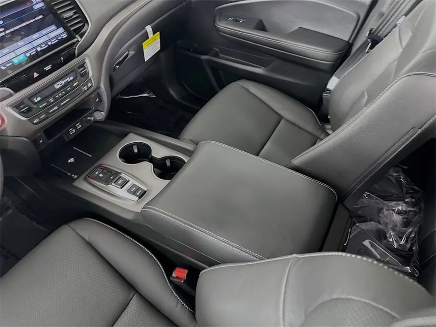 2025 Honda Ridgeline RTL photo 1