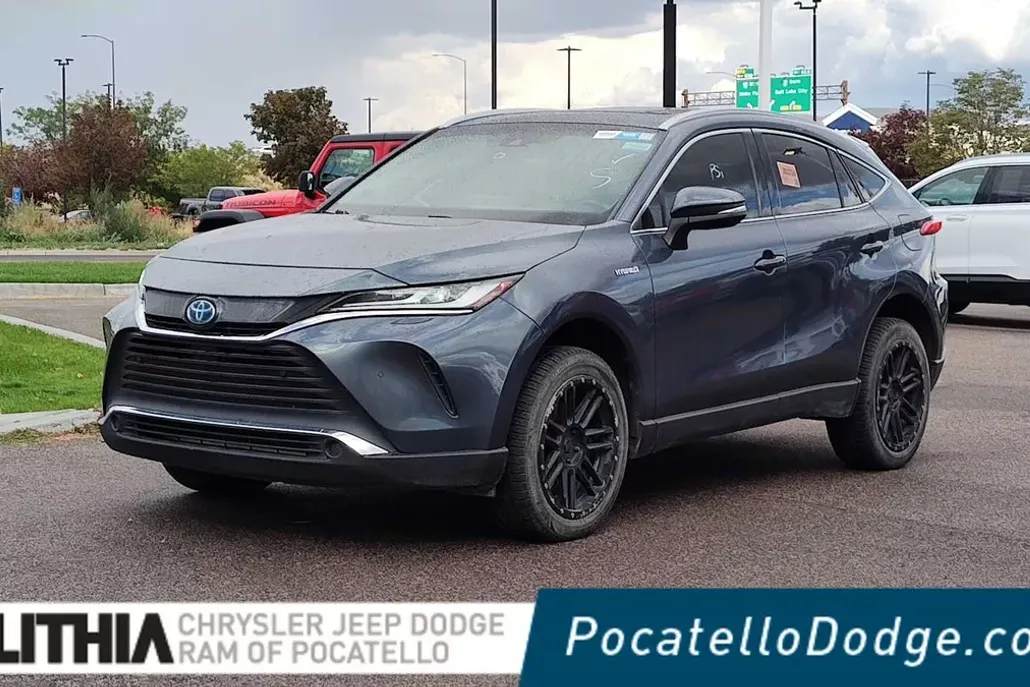 2021 Toyota Venza XLE photo 1