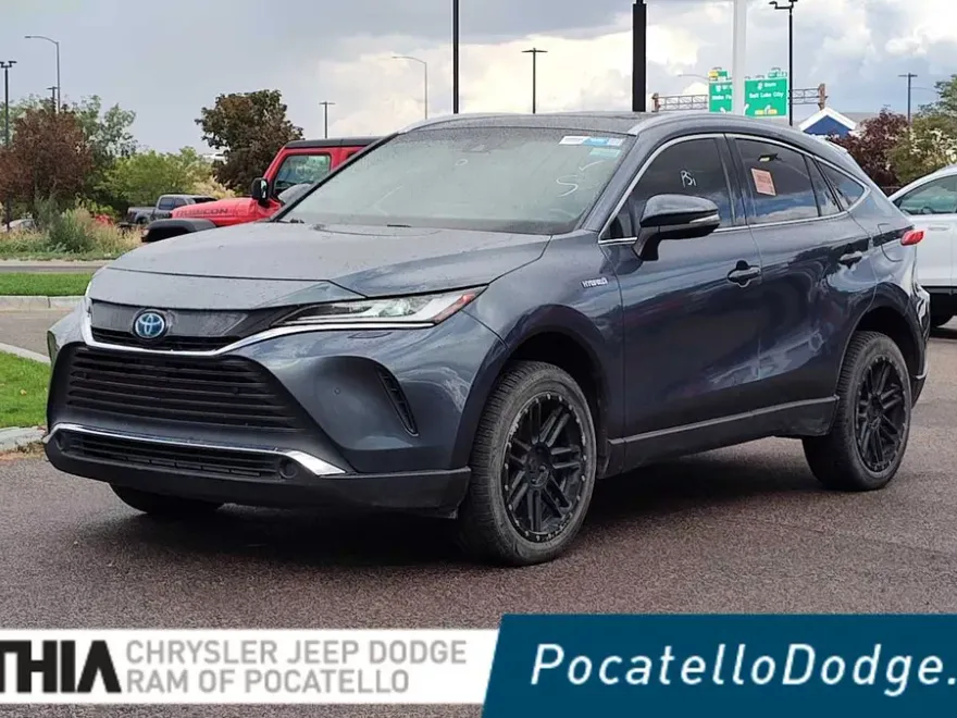 2021 Toyota Venza XLE photo 1
