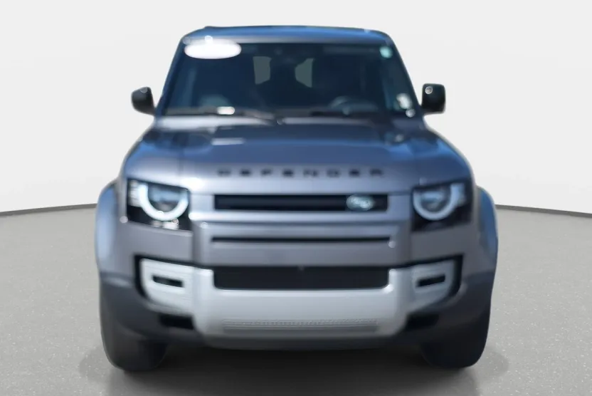 2023 Land Rover Defender 90 S photo 1