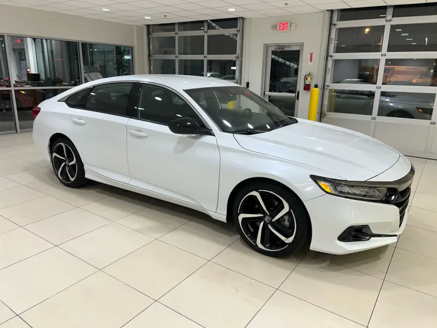 2022 Honda Accord Sport photo 1