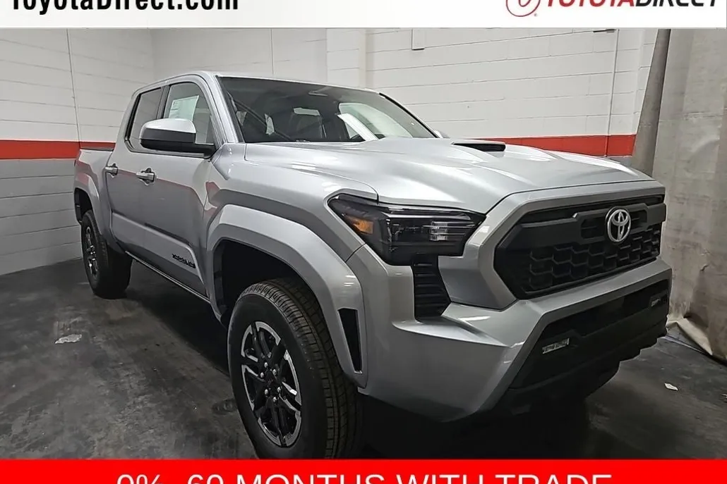 2025 Toyota Tacoma TRD Sport photo 1
