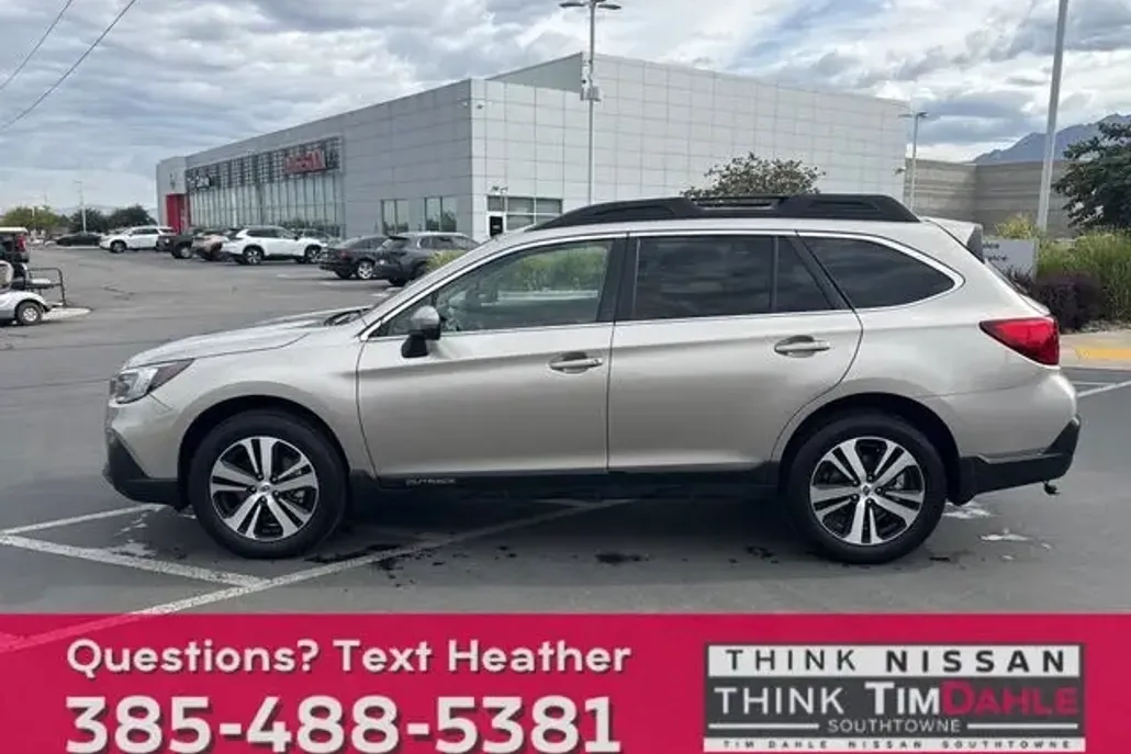 2018 Subaru Outback 2.5i Limited photo 1