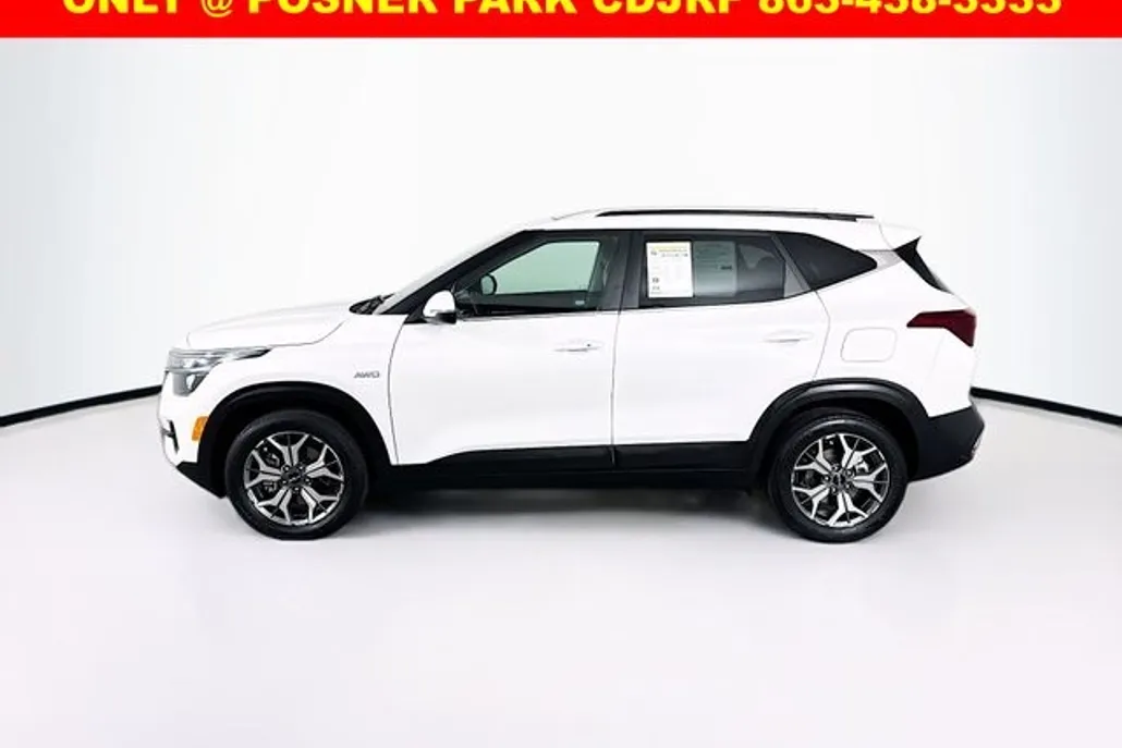 2022 Kia Seltos EX photo 1