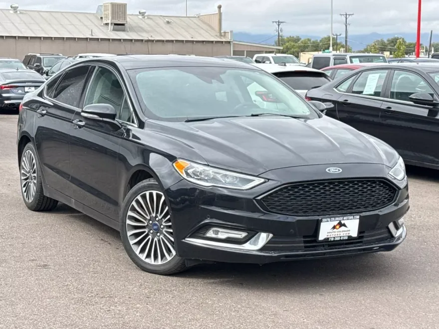 2017 Ford Fusion Titanium photo 1