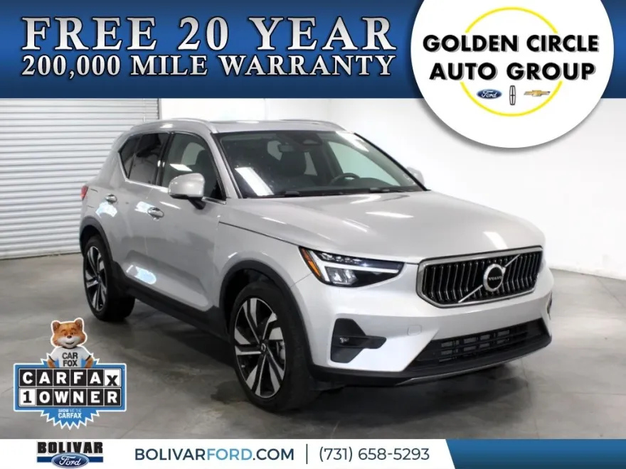 2023 Volvo XC40 Plus photo 1