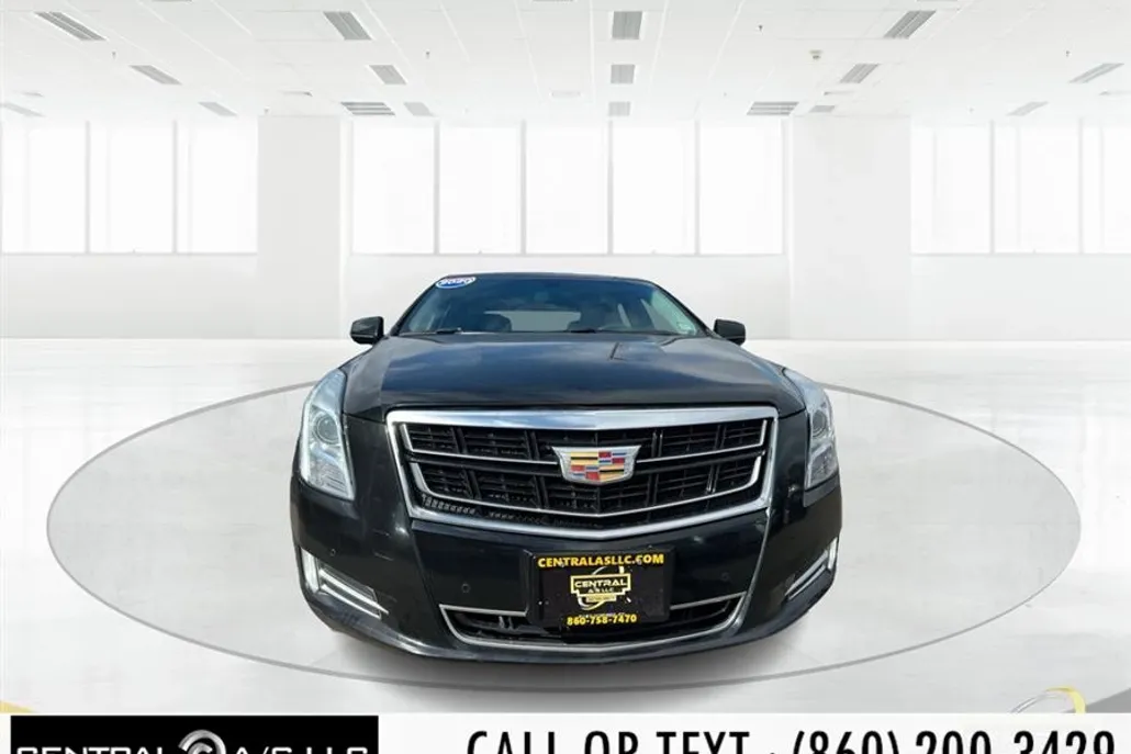 2016 Cadillac Escalade ESV Platinum photo 1
