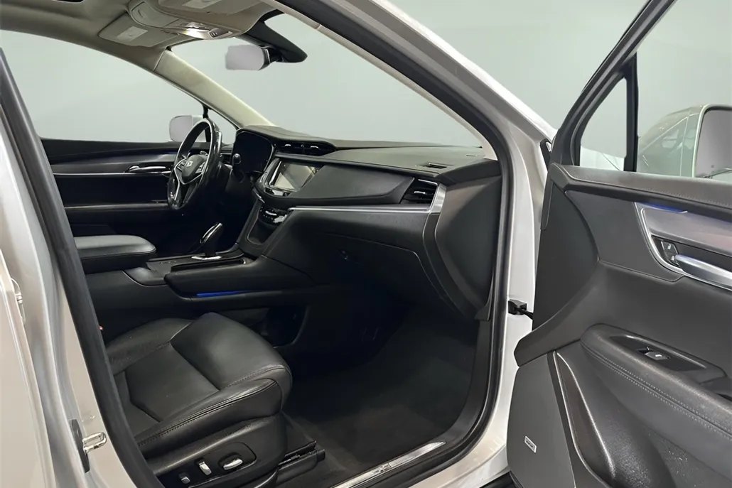 2019 Cadillac XT5 Premium Luxury photo 1