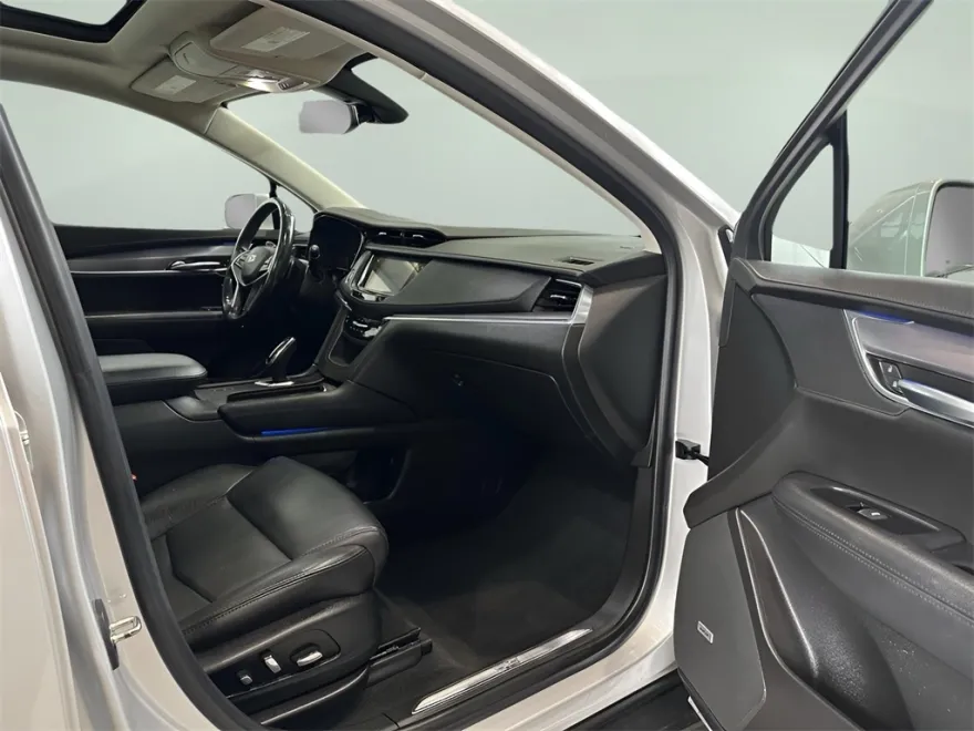 2019 Cadillac XT5 Premium Luxury photo 1