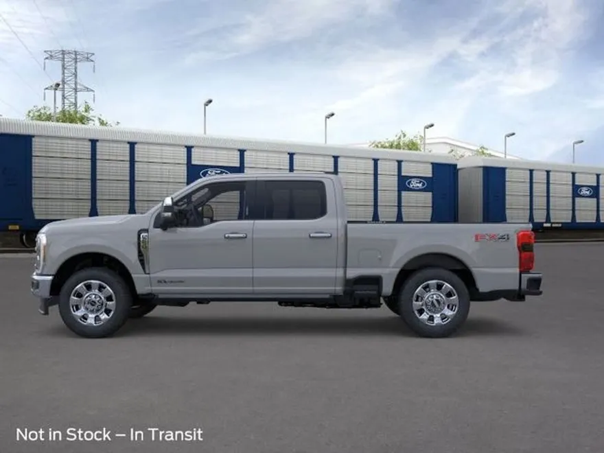 2025 Ford F-250 Lariat photo 1