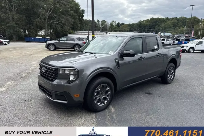 2025 Ford Maverick XLT photo 1