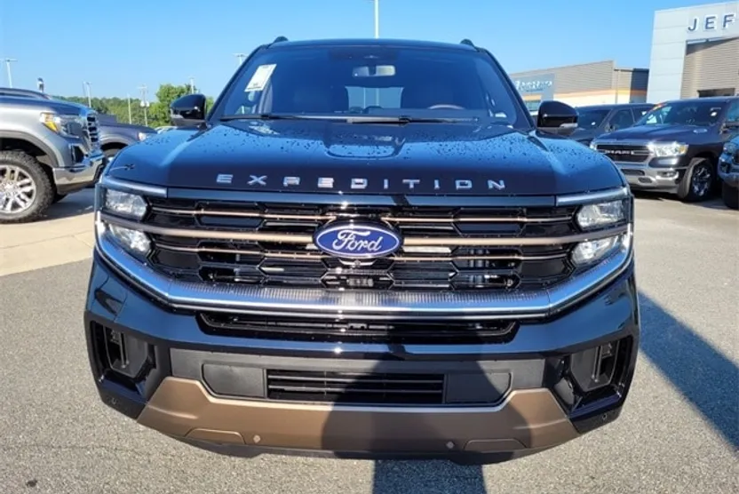 2025 Ford Expedition King Ranch photo 1