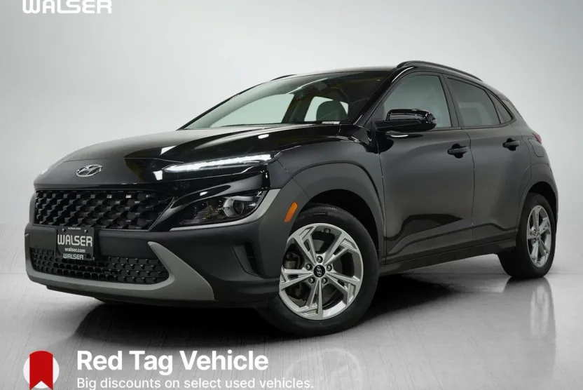 2022 Hyundai Kona SEL photo 1