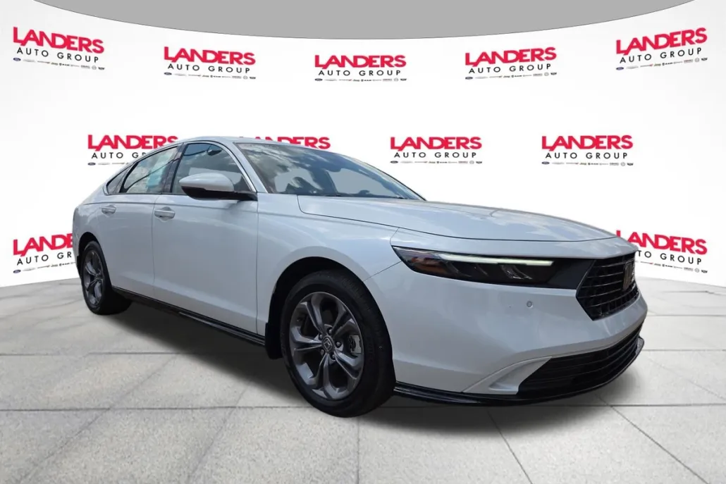 2023 Honda Accord Hybrid EX-L photo 1