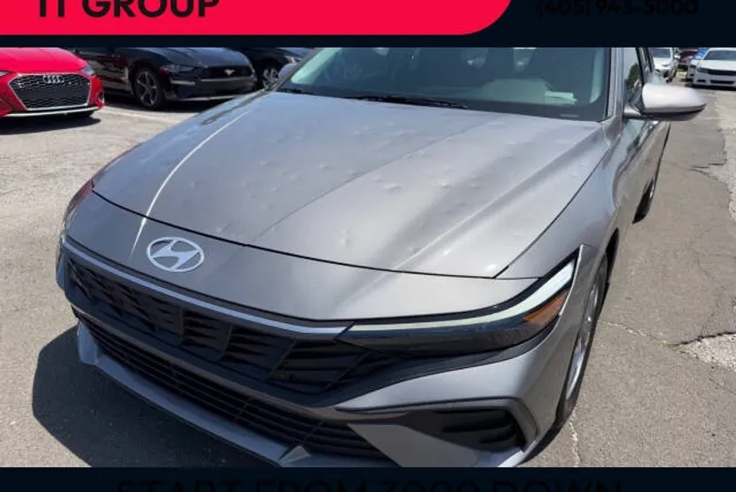 2024 Hyundai Elantra SE photo 1