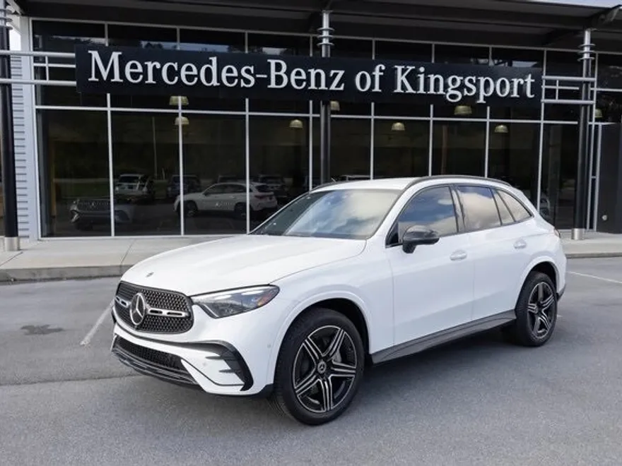 2025 Mercedes Benz GLC 300 4MATIC photo 1