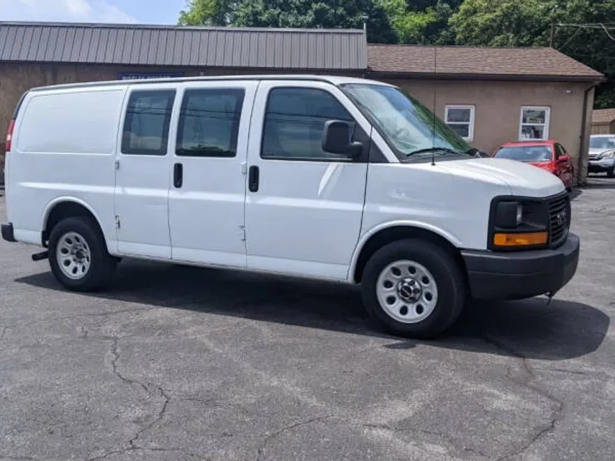 2014 Gmc Savana 1500 Cargo photo 1