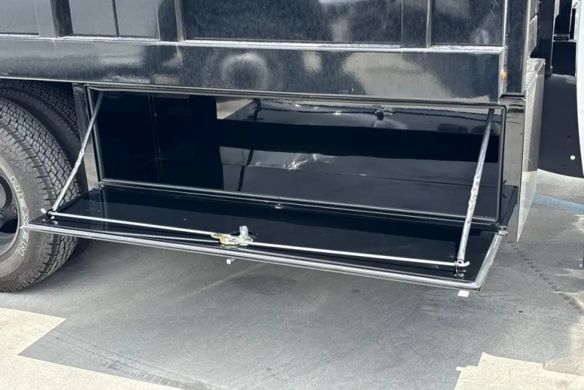 2024 Ram 3500 Tradesman SLT photo 1