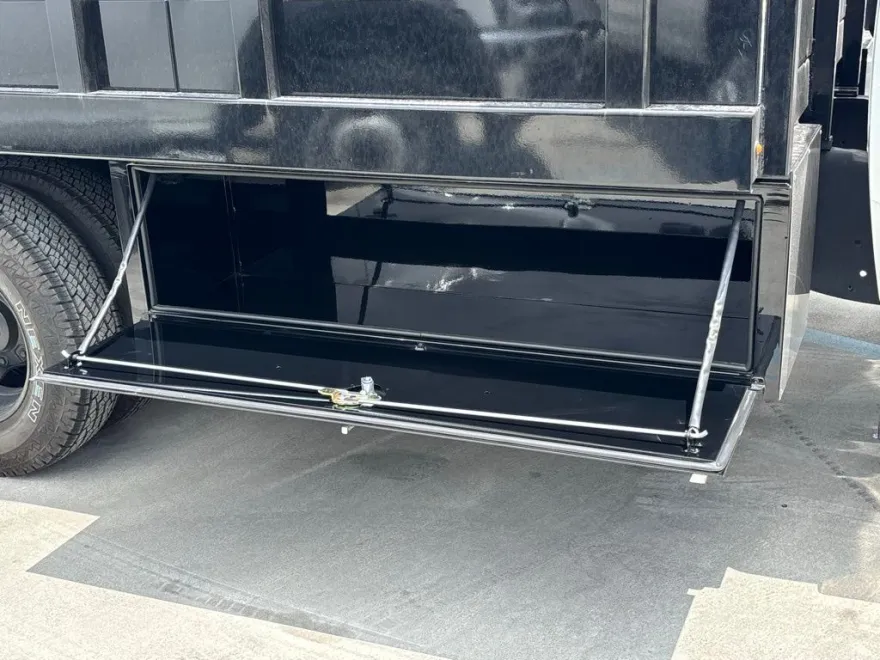 2024 Ram 3500 Tradesman SLT photo 1