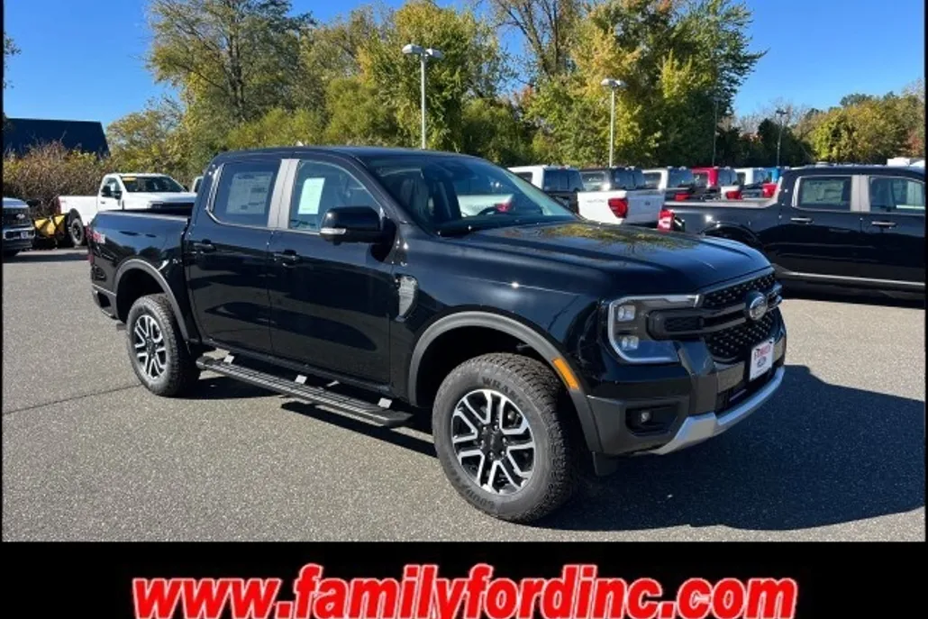 2025 Ford Ranger Lariat photo 1