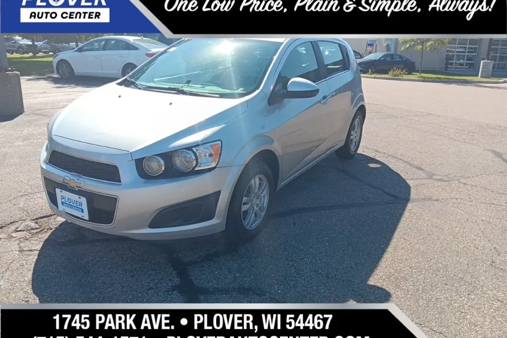 2015 Chevrolet Sonic LT photo 1