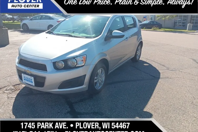 2015 Chevrolet Sonic LT photo 1